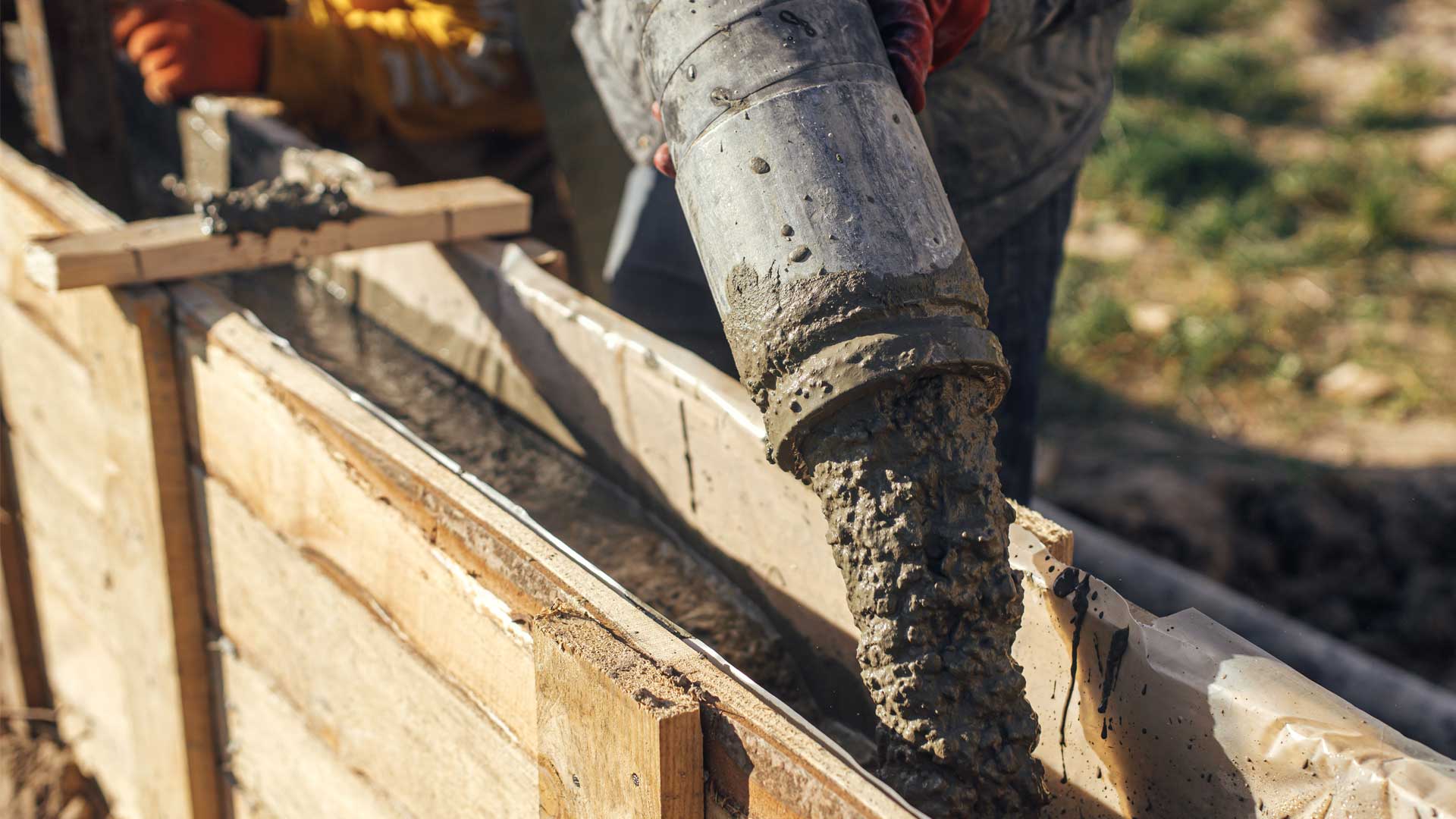 Betonaža betonske škarpe